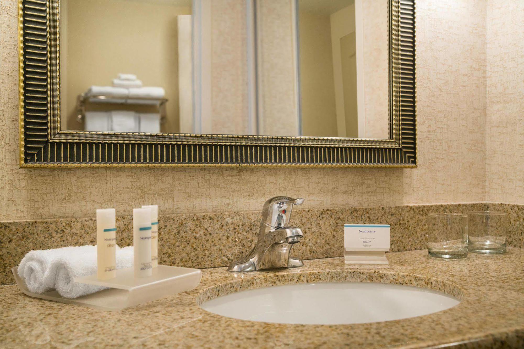 Homewood Suites By Hilton Hartford Downtown Extérieur photo
