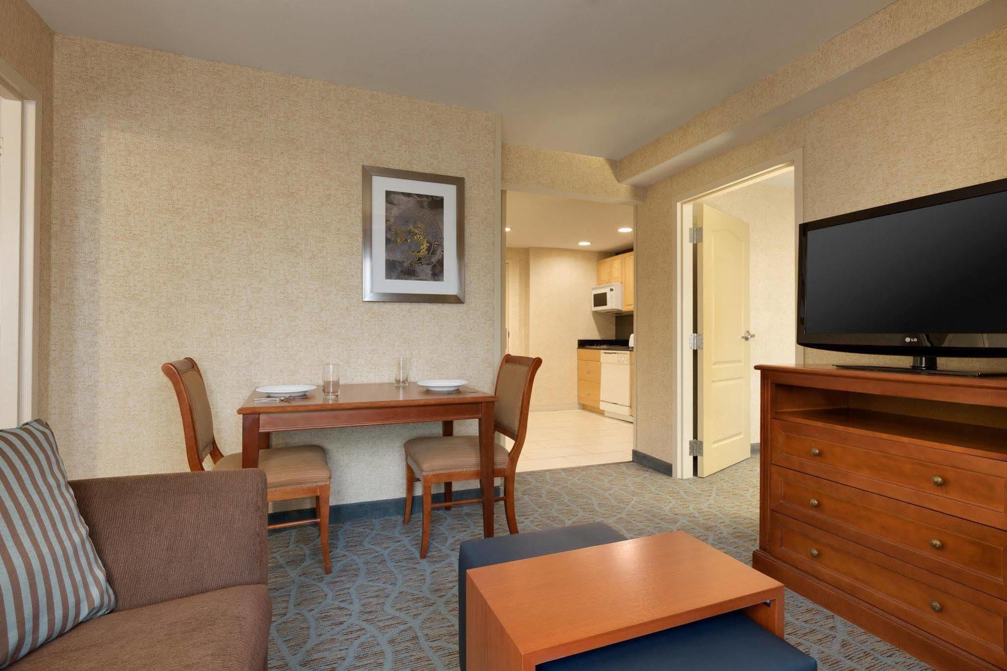 Homewood Suites By Hilton Hartford Downtown Extérieur photo